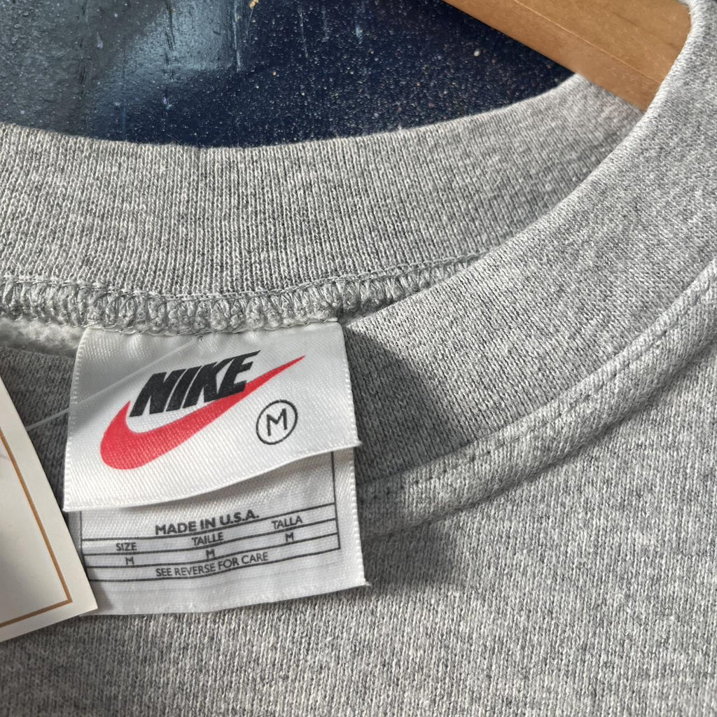 Nike Centre Swoosh Sweatshirt