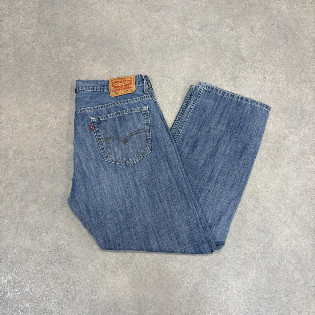 BR1912AIY-U - Vintage retro essential  Levi’s 569 Loose Straight Leg Mid Blue Wash Denim Jeans Trousers pants #denim #levis #levis569 #jeans #loosefit