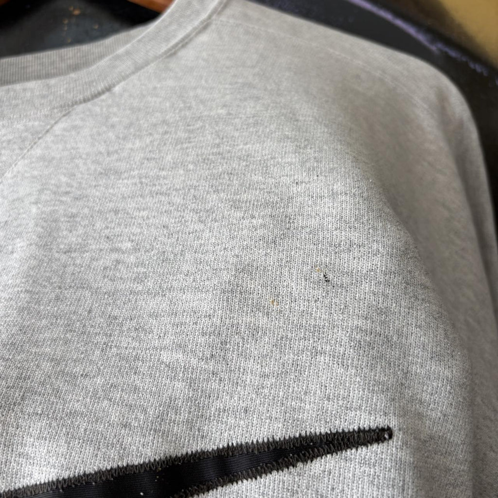 Vintage Nike Sweatshirt Mens XL Grey Big Centre Solo Swoosh Patch Baggy Pullover Jumper Top 90s Y2K 00s