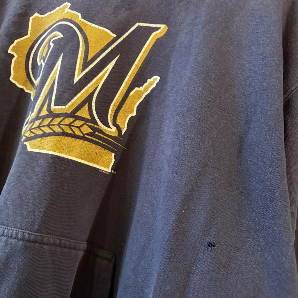 SWT711F - SWT616F - Vintage Retro Essential Navy Nike MLB Milwaukee Brewers Sweatshirt Hoodie with print logo and on Nike Team Tag #baseball #sportswear #essential #nike #y2k