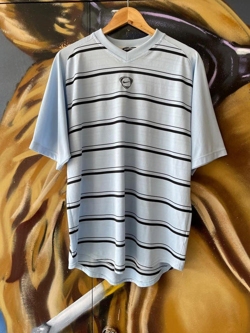 2000’s Nike Centre Swoosh Stripe Tee
