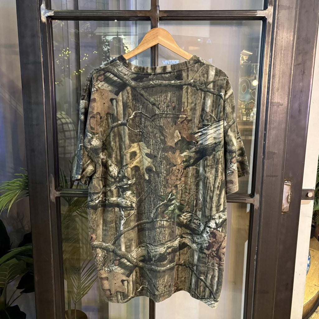 RTT227 - Vintage Retro essential adult mens RealTree Camouflage Khaki Green Brown Field Hunting graphic print Top T-Shirt Tee #realtree #utility #camo #hunting