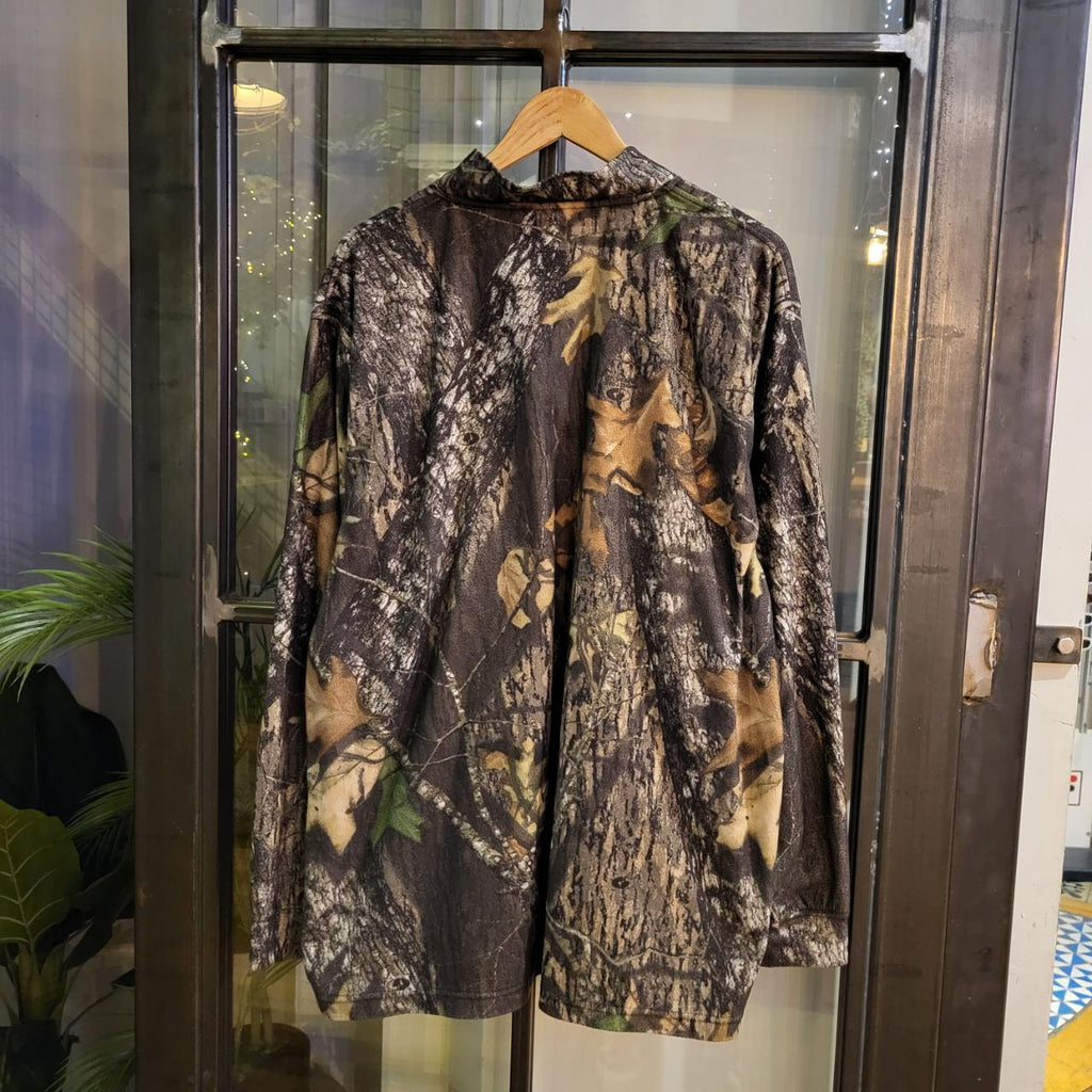 RTB080 - Vintage Retro essential RealTree Camouflage Khaki Green Brown Field Hunting graphic print Lightweight Longsleeve Henley Sweatshirt #realtree #hunting #y2k #utility #camo