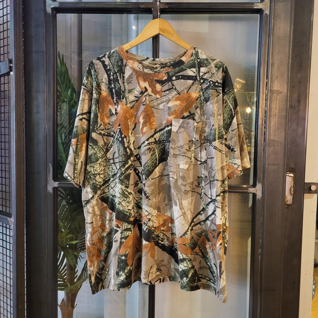 RTT016 - Vintage Retro essential adult mens RealTree Camouflage Khaki Green Brown Field Hunting graphic print Top T-Shirt Tee #utility #camo #realtree #hunting