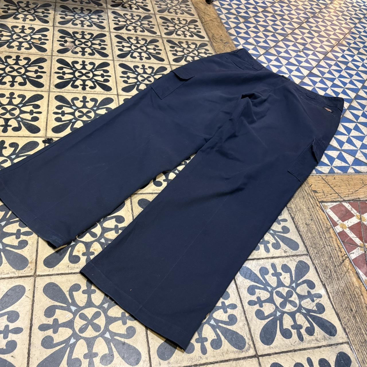 TRW489F-P - Vintage retro essential Dickies Navy Cargo Trousers pants casual workwear #skater #utility #workwear #carpenter #dickies