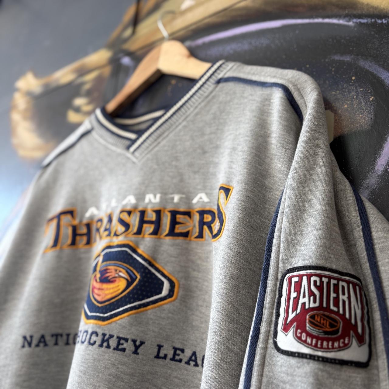 Vintage Lee Sport Sweatshirt Mens XL Grey NHL Atlanta Thrashers Hockey Pullover Jumper Top 90s Y2K 00s