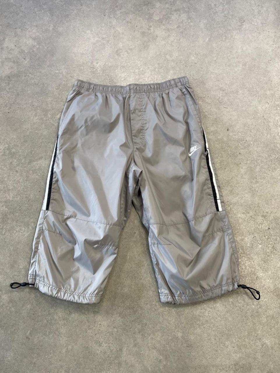 2000’s Nike 3/4 Length Parachute Pants
