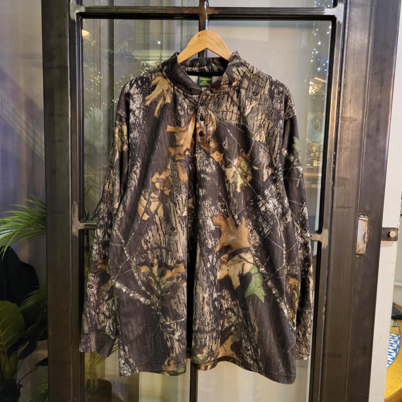 RTB080 - Vintage Retro essential RealTree Camouflage Khaki Green Brown Field Hunting graphic print Lightweight Longsleeve Henley Sweatshirt #realtree #hunting #y2k #utility #camo