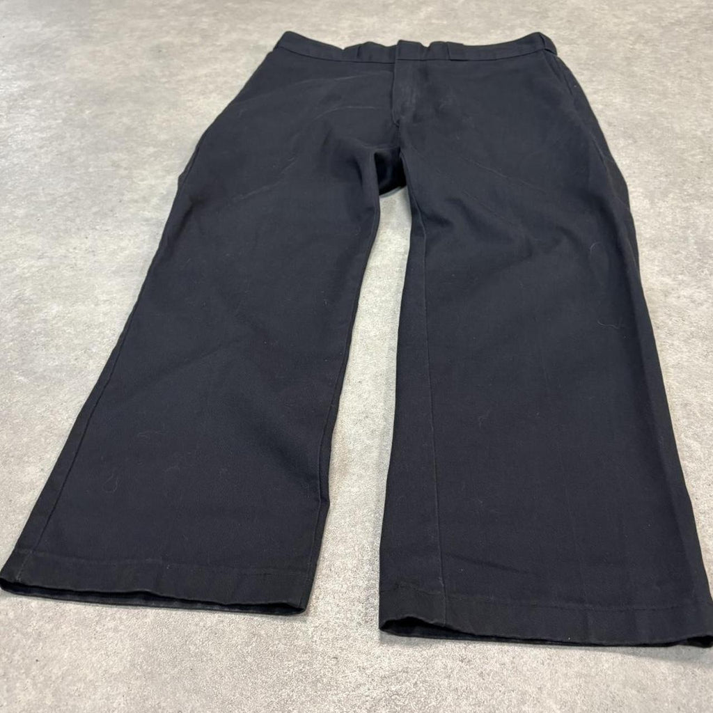 BR1011EC-U - Vintage retro essential Black Dickies Straight Leg Trousers pants casual workwear #skater #utility #workwear #straightleg #dickies