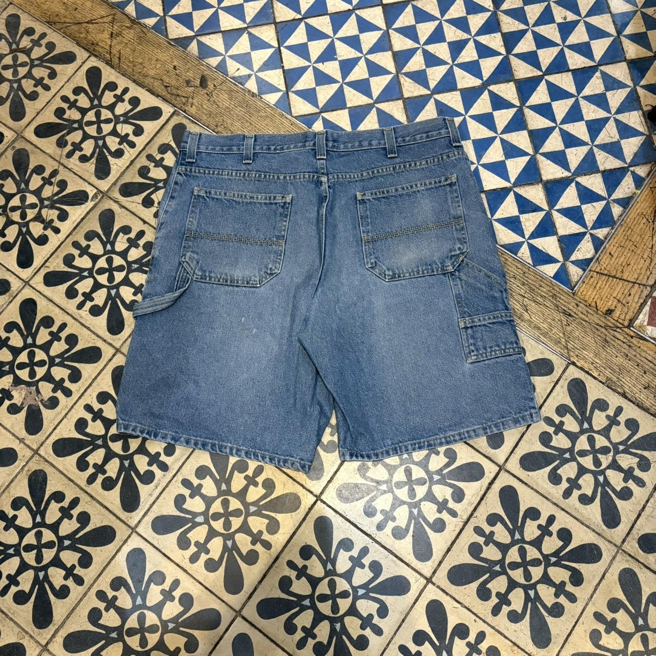 JRT134 - Vintage Retro Essential Mid Blue Wash Denim Shorts Jorts with detailed patch Logo carpenter workwear #hiphop #90s #jorts #skater