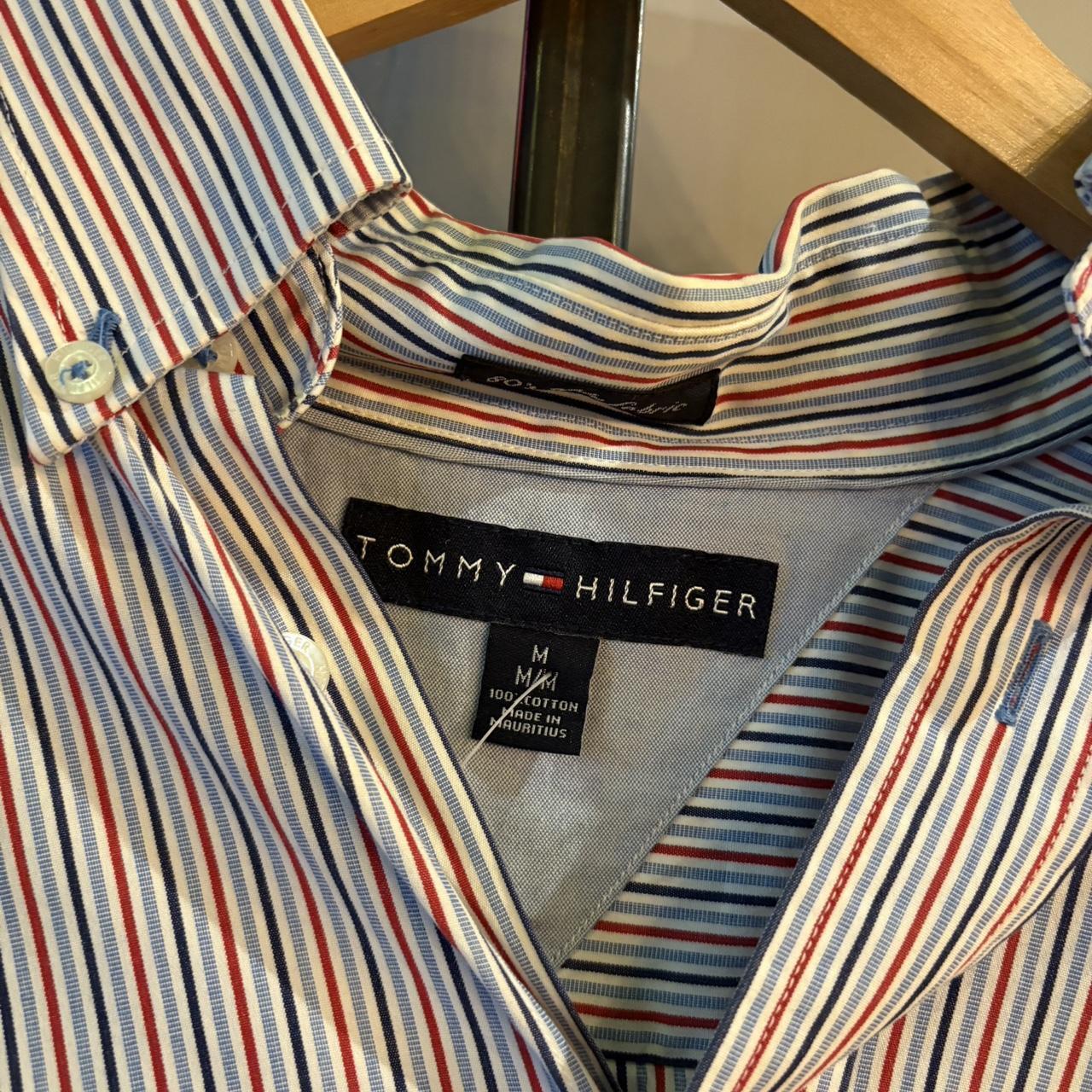 1224D65 - Vintage Tommy Hilfiger Striped Light Blue and Red Shirt longsleeve collared button up top #Y2K #preppy #chiefkeef #golf #oldmoney