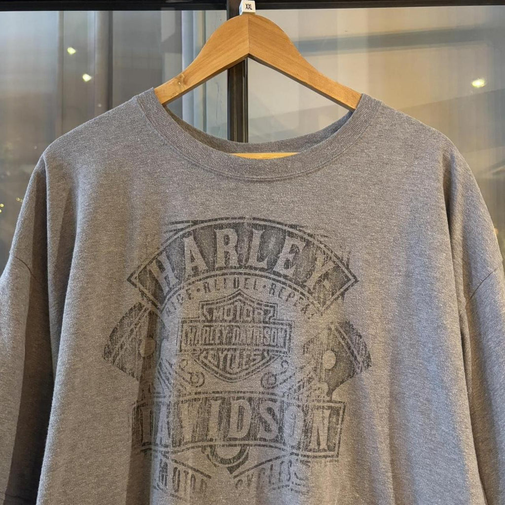 BR2306IV-P -  Vintage Retro Essential Harley Davidson Pomona Valley, Montclair, California Grey Graphic Print Top Tee T-shirt #graphic #motorcycles #biker #harley #harleydavidson