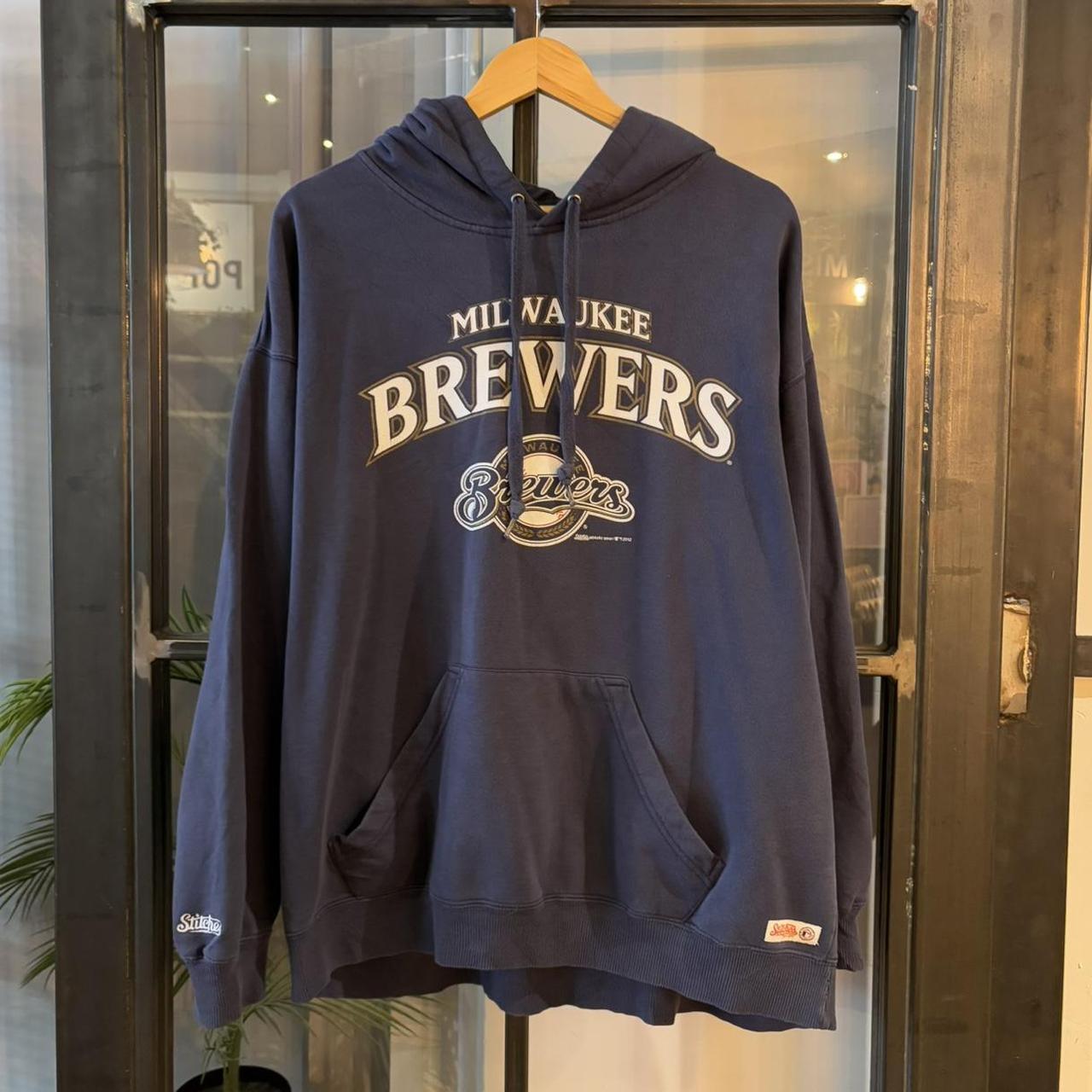 MA0406CQ-F - Vintage Retro Essential Navy Stitches MLB Milwaukee Brewers Baseball Sweatshirt Hoodie with print logos #90s #baseball #milwaukeebrewers #stitches #y2k