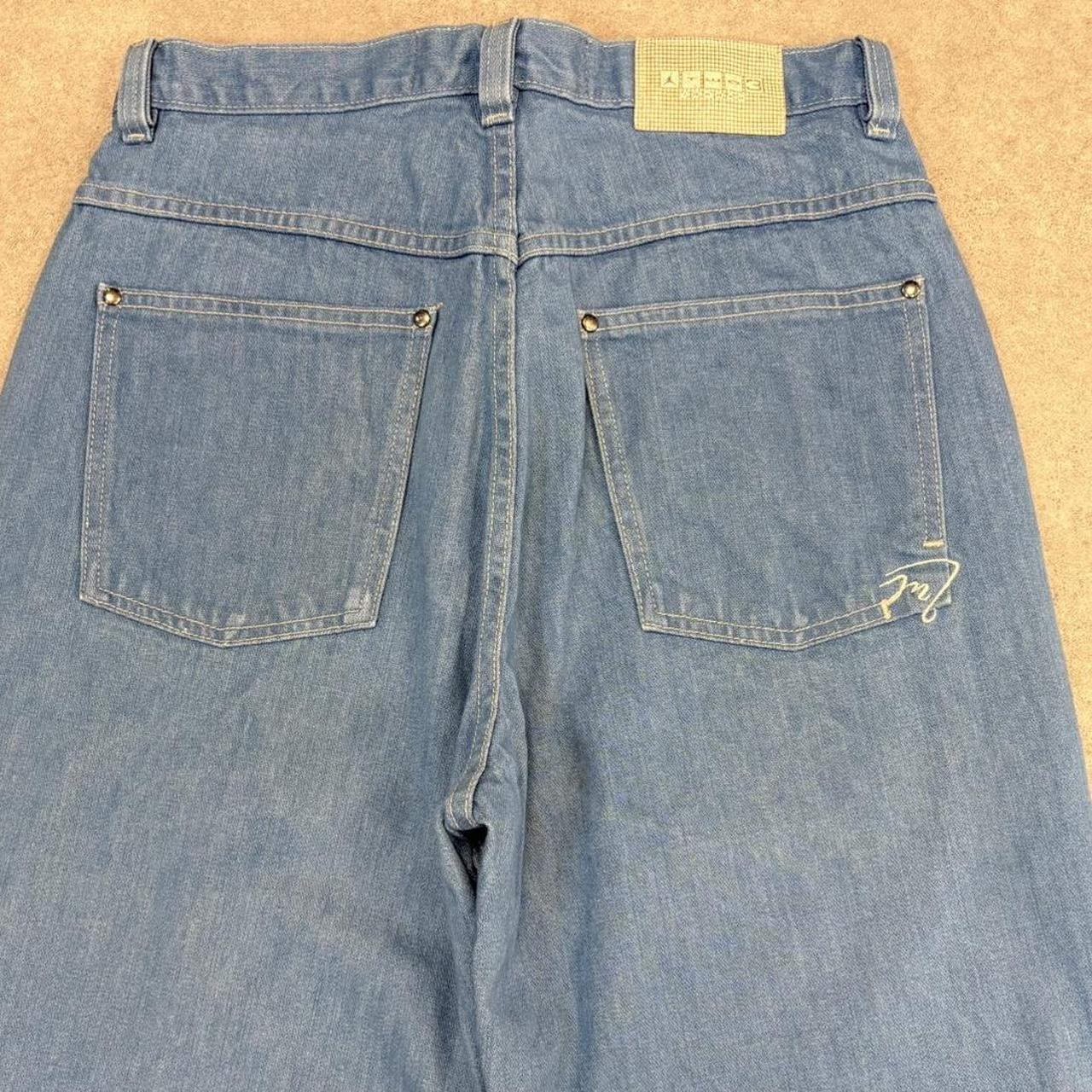 MES2710KA-U - Vintage retro essential  Jordan TWO3 Blue Wash Denim Jeans Trousers pants with embroidered detailing #denim #jordan #straightleg #jeans