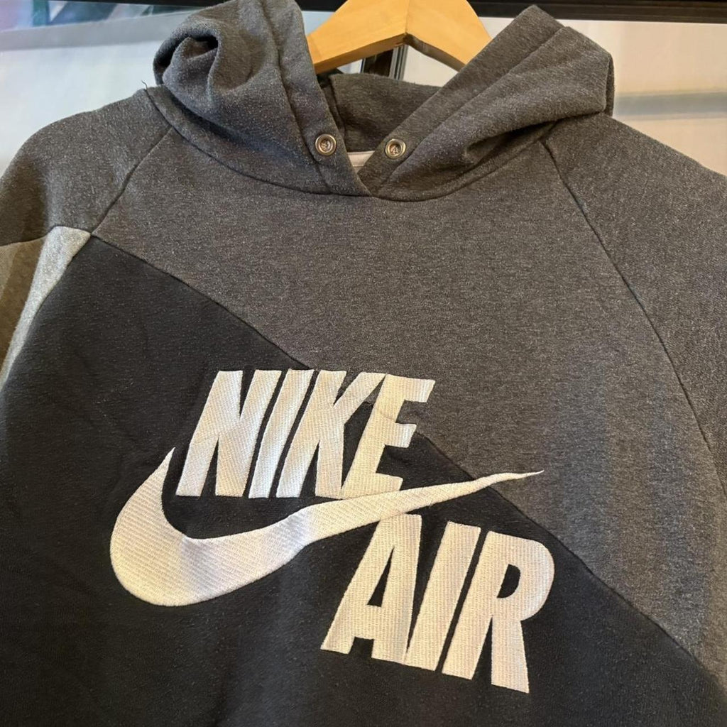 SWT687F - Vintage Retro Essential Grey Nike Air Sweatshirt Hoodie with embroidered logo #90s #sportswear #essential #nikeair #y2k