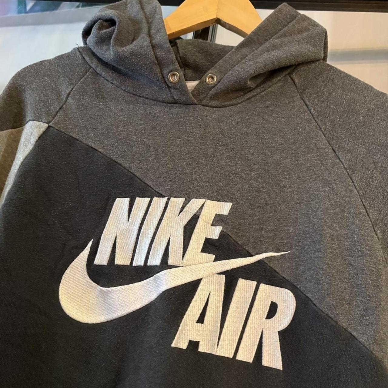 SWT687F - Vintage Retro Essential Grey Nike Air Sweatshirt Hoodie with embroidered logo #90s #sportswear #essential #nikeair #y2k