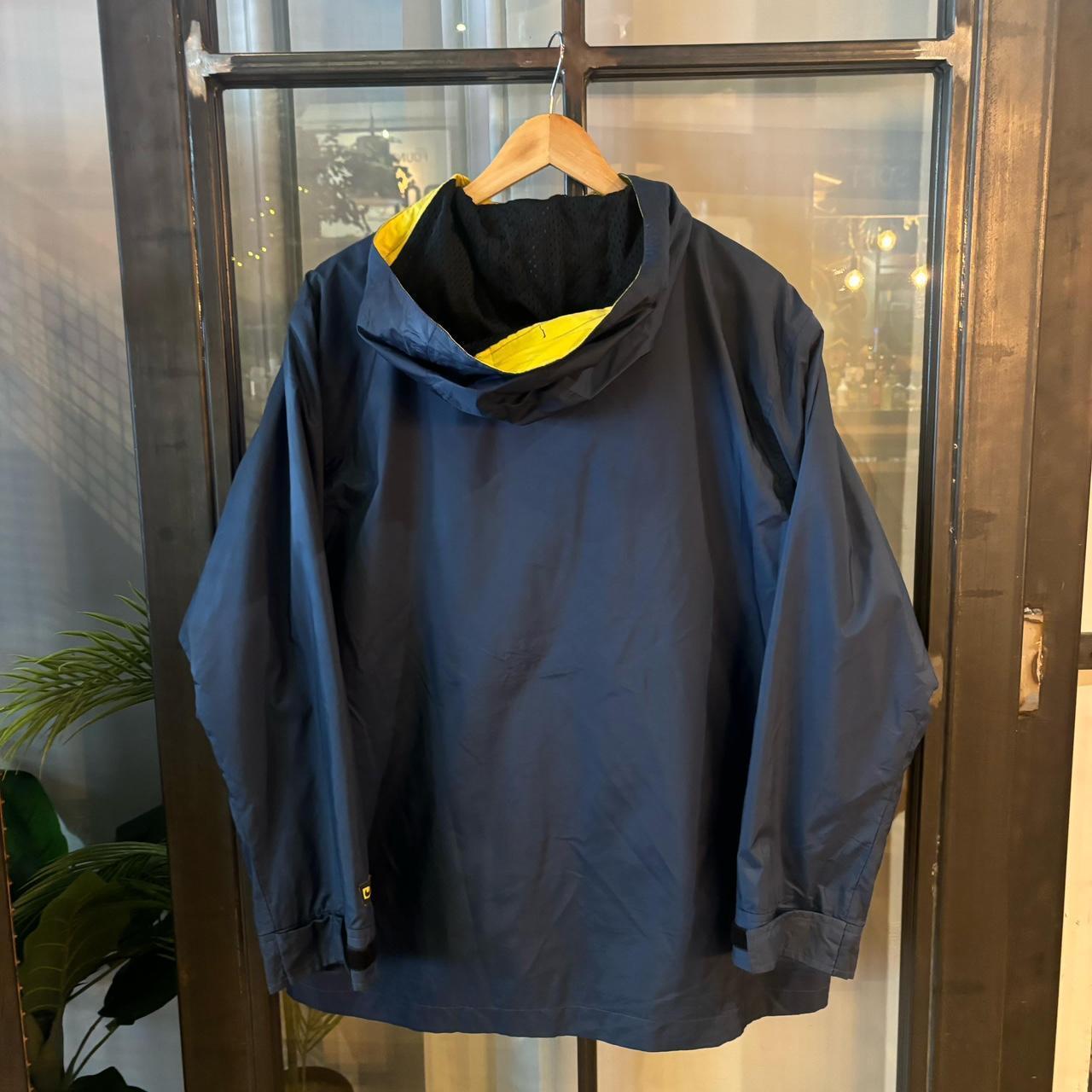 0325F88BR - Vintage Retro Essential  Navy Nike padded lined hooded jacket windbreaker coat #sportswear #y2k #90s #nike #windbreaker