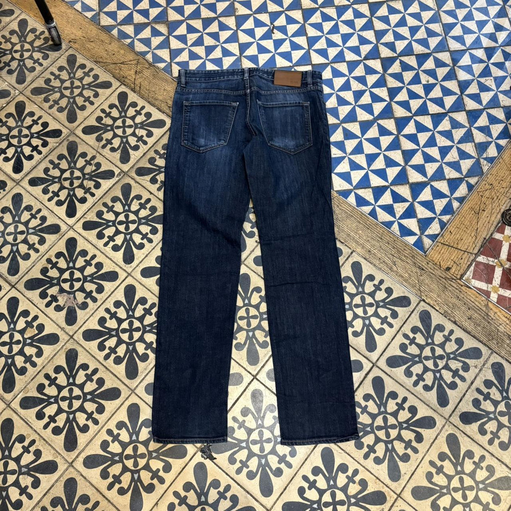 TRW425BR - Vintage retro essential Hugo Boss Blue Wash Slim Fit Denim Jeans Trousers pants #denim #hugoboss #designner #denimjeans #y2k