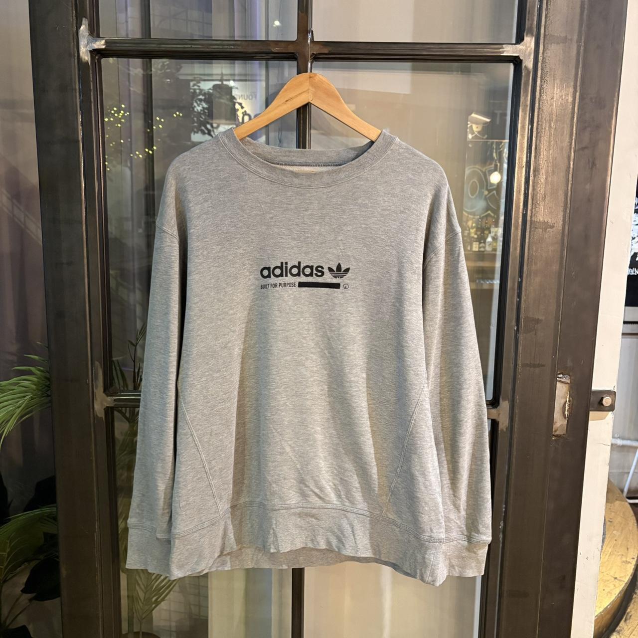 SWT380 - Vintage Retro Essential Grey Adidas Crewneck Jumper Sweatshirt with big spellout Print logo #oversized #sportswear #essential #adidas #y2k