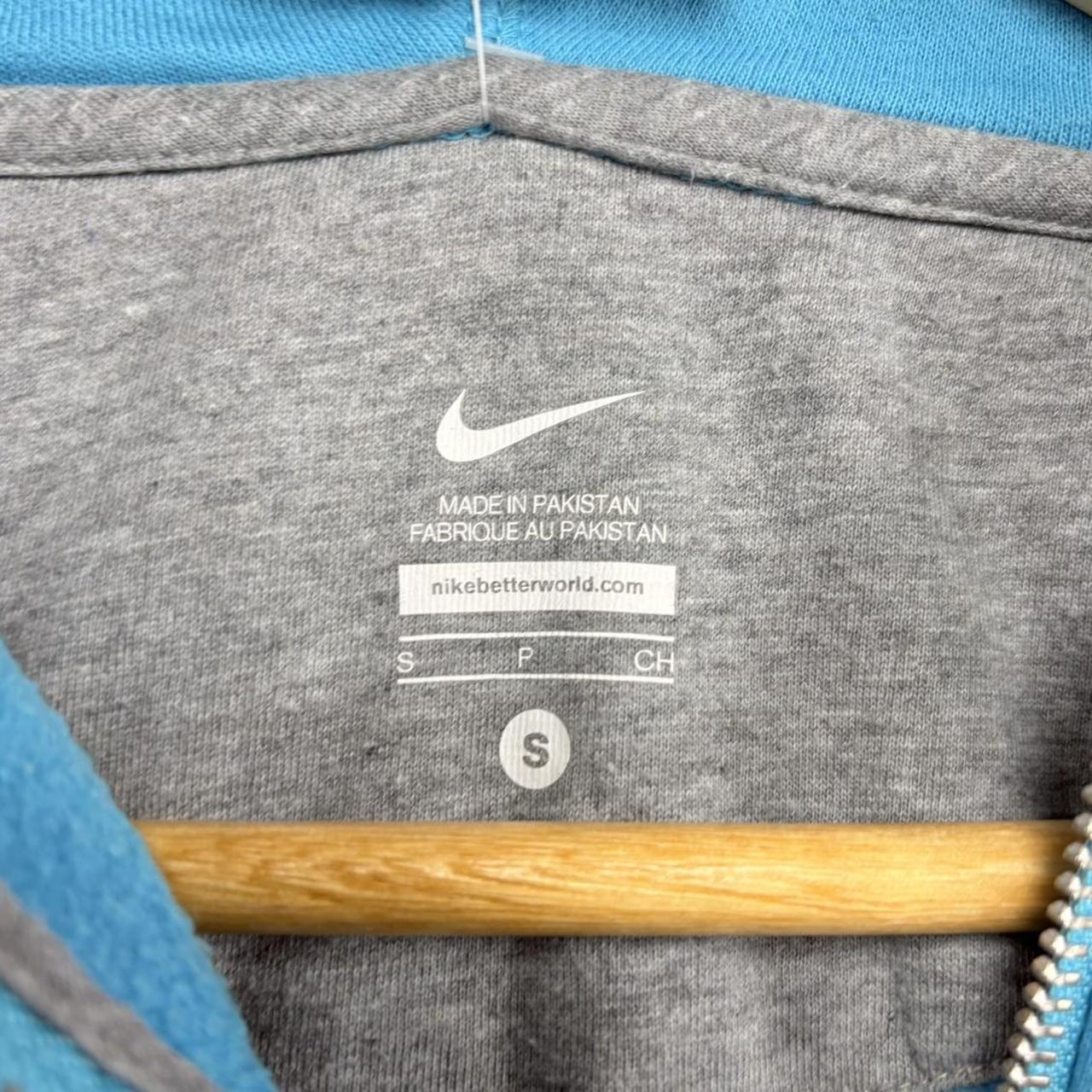 BR1912GE-U - Vintage Retro Essential Light Blue Nike Full Zip Up Sweatshirt Hoodie with embroidered swoosh logo #90s #sportswear #essential #nike #y2k