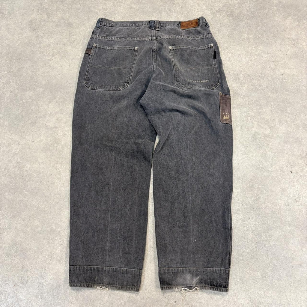 BR1912ZC-U - Vintage retro essential  Damani Dada y2k Baggy carpenter Black Wash Denim Jeans Trousers pants with embroidered labels and detailing #denim ##hiphop #y2k