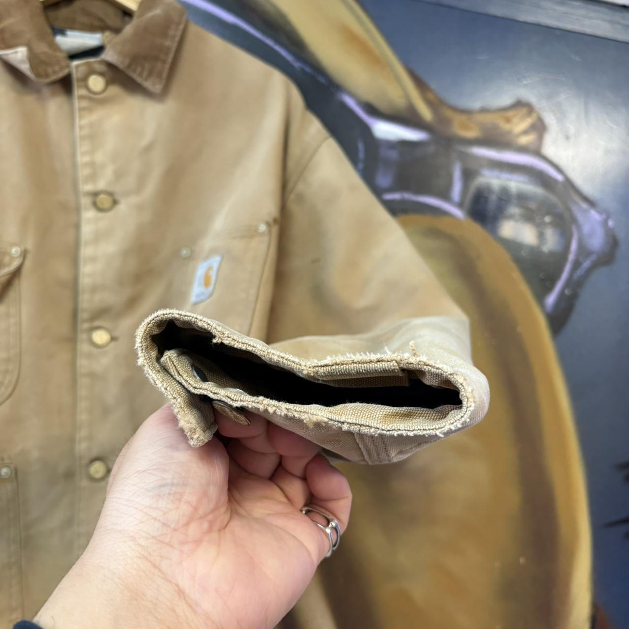BR0801AX-U - Vintage Retro Essential Beige / Tan Carhartt Button Up Corduroy Collared Workwear Canvas lined Chore Jacket #workwear #utility #carhartt #chorejacket