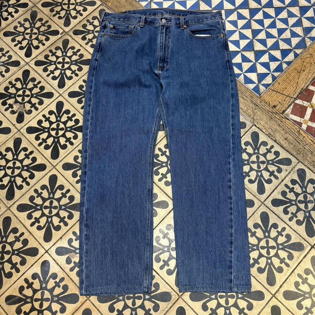 BR2804AZ-F - Vintage retro essential  Levi’s 505 Blue Wash Denim Jeans Trousers pants #denim #straightleg #levis505 #levis #jeans