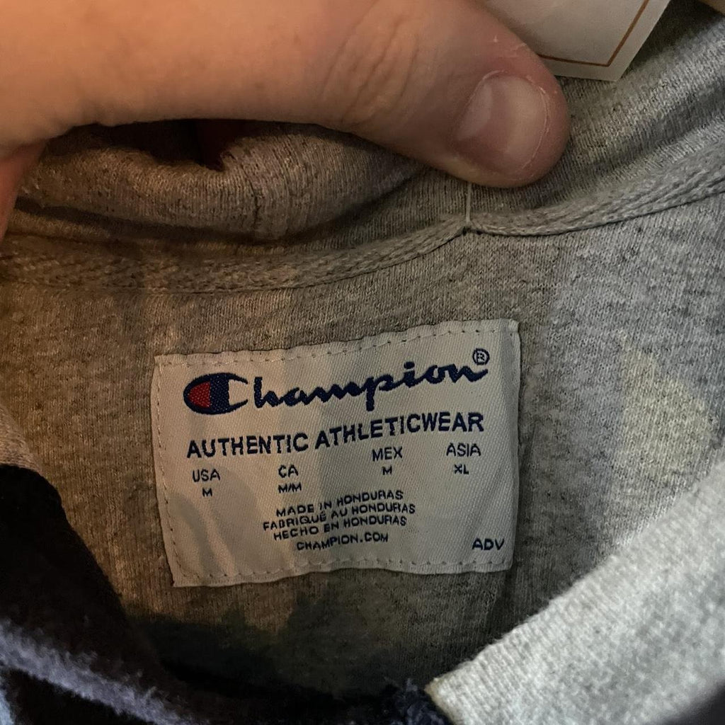 1224A23BR - Vintage Retro Essential Navy Chanpion Sweatshirt Hoodie with big spellout embroidered logo #90s #sportswear #essential #champion #y2k