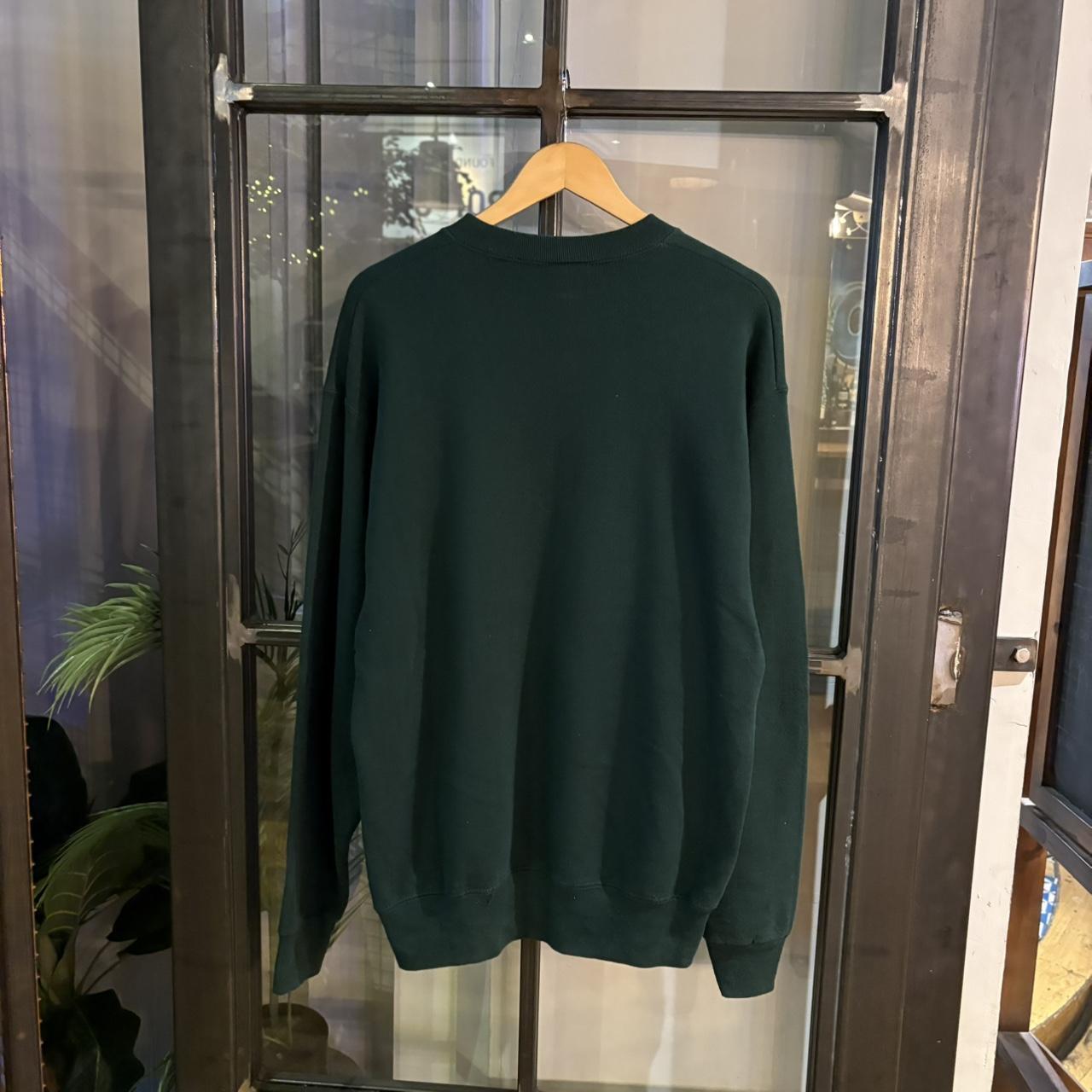 1224C45 - Vintage Retro Essential Dark Green NFL Green Bay Packers Crewneck Jumper Sweatshirt with big spellout print logo #90s #sportswear #nfl #greenbaypackers #y2k
