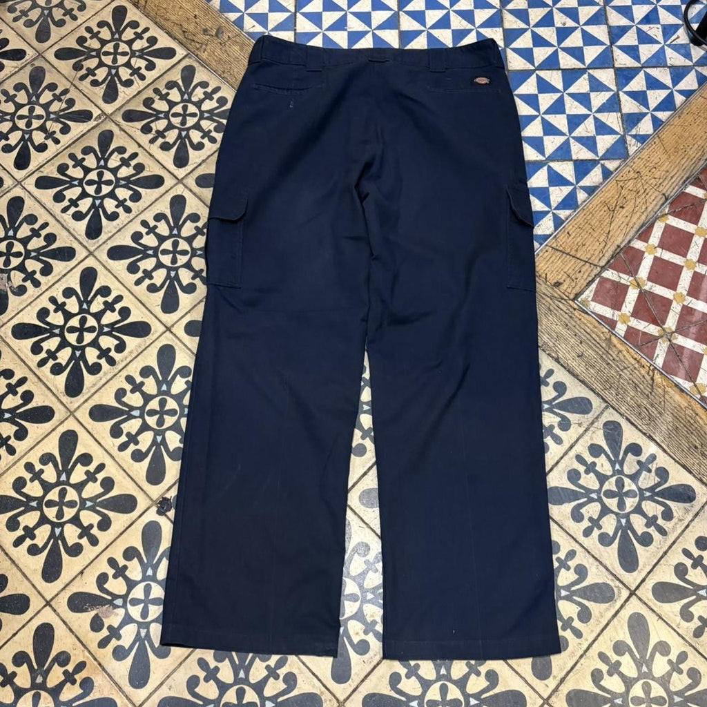 TRW489F-P - Vintage retro essential Dickies Navy Cargo Trousers pants casual workwear #skater #utility #workwear #carpenter #dickies