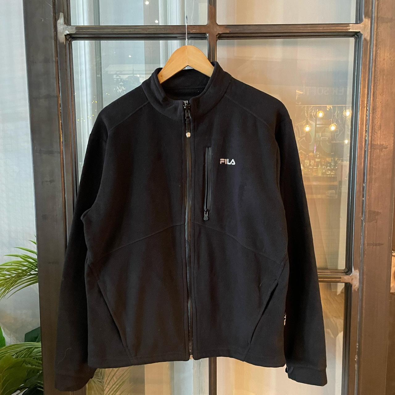 WDB058BR - Vintage retro essential Black Fila zip up outdoor fleece jacket #Fila #outdoor #expedition #hike #gorpcore