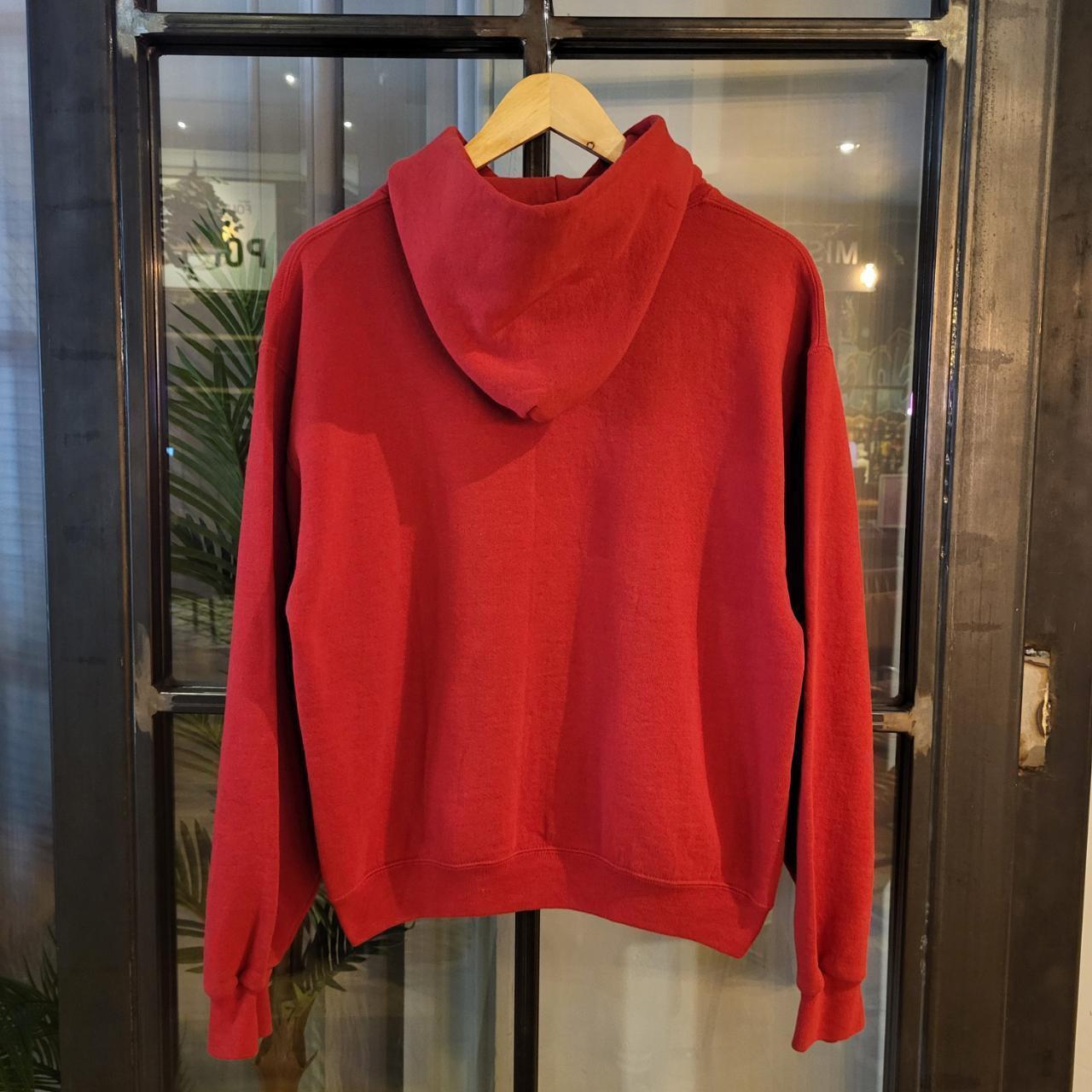 SWT092 - American Vintage retro red essential Russell Athletic Grinnell College hoodie sweatshirt with front Graphic Print #grinnell #varsity #college #casual