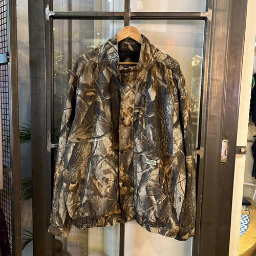 1224A80BR - Vintage Retro Essential Realtree Camouflage Khaki Green Brown Field Hunting graphic print Full Zip and Button Closure Coat Jacket  #realtree #hunting #camo #utility