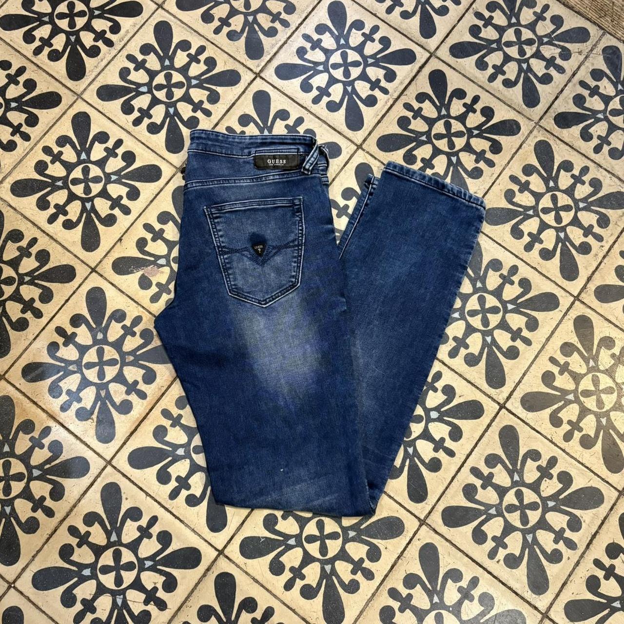 TRW429F - Vintage retro essential Guess Bkue Wash Denim Slim Tapered Sonny Jeans Trousers pants #denim #denimjeans #guess #y2k