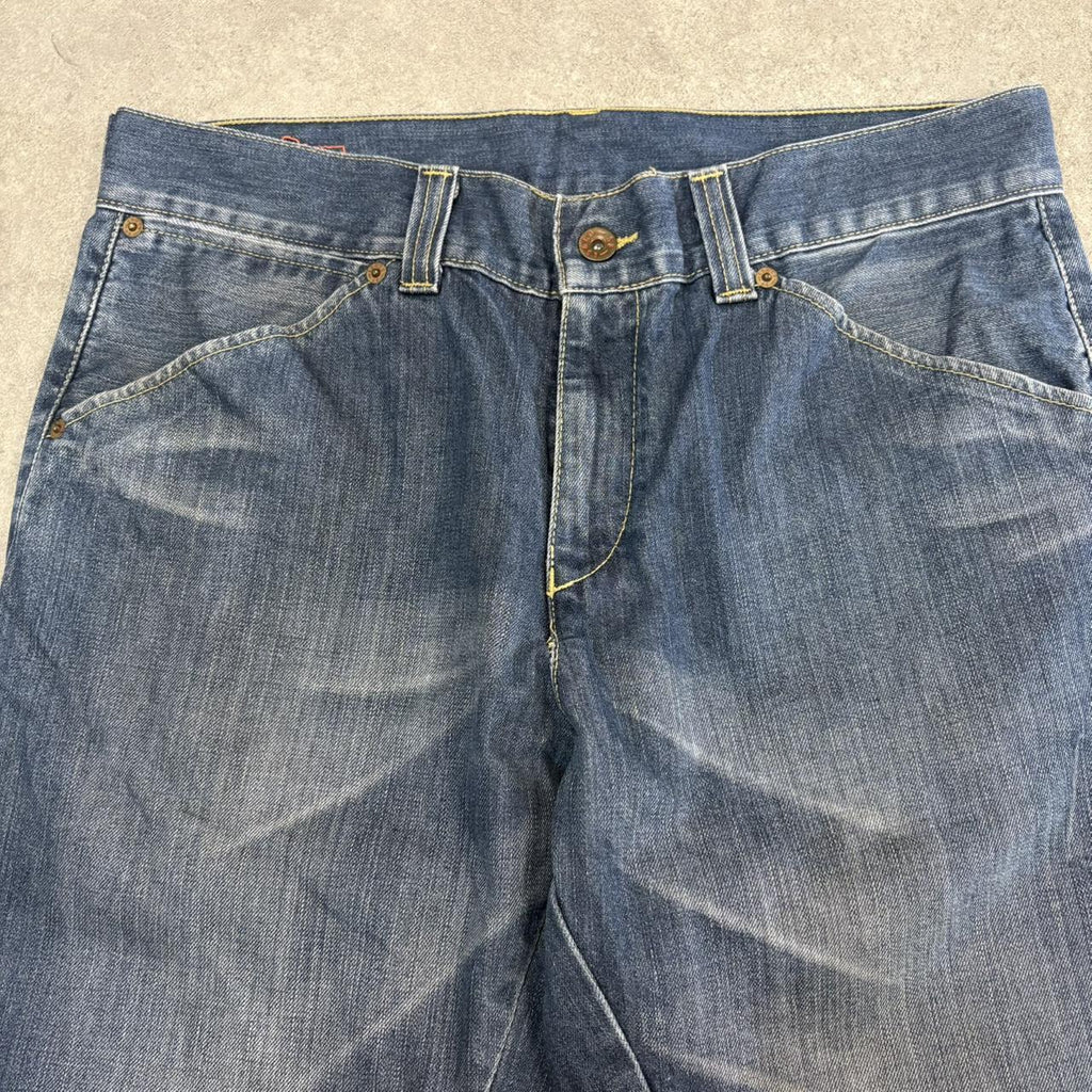 Vintage Blue Wash Levi’s Jorts Mens 32” Skate Surf Denim Jean Shorts Hip Hop Streetwear Y2K