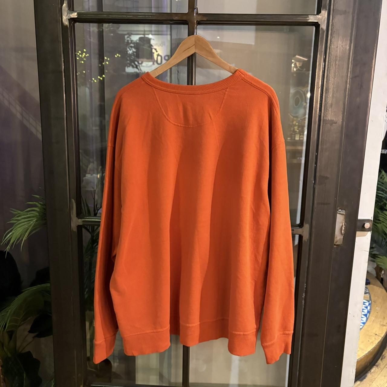 0125C26 - Vintage Retro Essential Champion Orange Crewneck Jumper Sweatshirt with embroidered chest logo #90s #sportswear #essential #y2k #champion