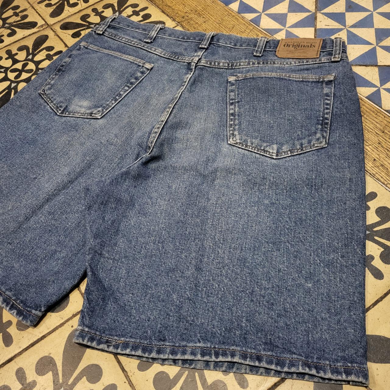 JRT305 - Vintage Retro Wrangler Blue Wash Denim Shorts jorts #wrangler #y2k #skater #jorts #hiphop