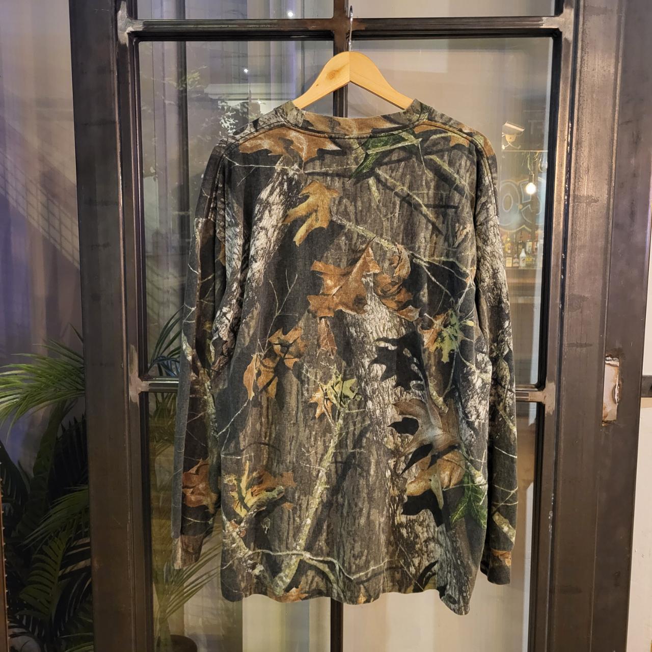 RTT106 - Vintage Retro essential RealTree Camouflage Khaki Green Brown Field Hunting graphic print Top T-Shirt Tee #y2k #utility #realtree #camo #hunting