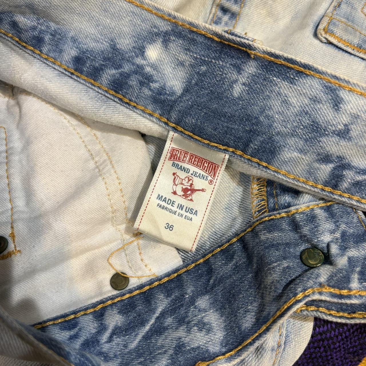0225D87 - Vintage retro essential True Religion Light Blue Wash Denim straight wide leg Jeans Trousers pants casual workwear skate #denim #truereligion #lightwash #straightleg #wideleg