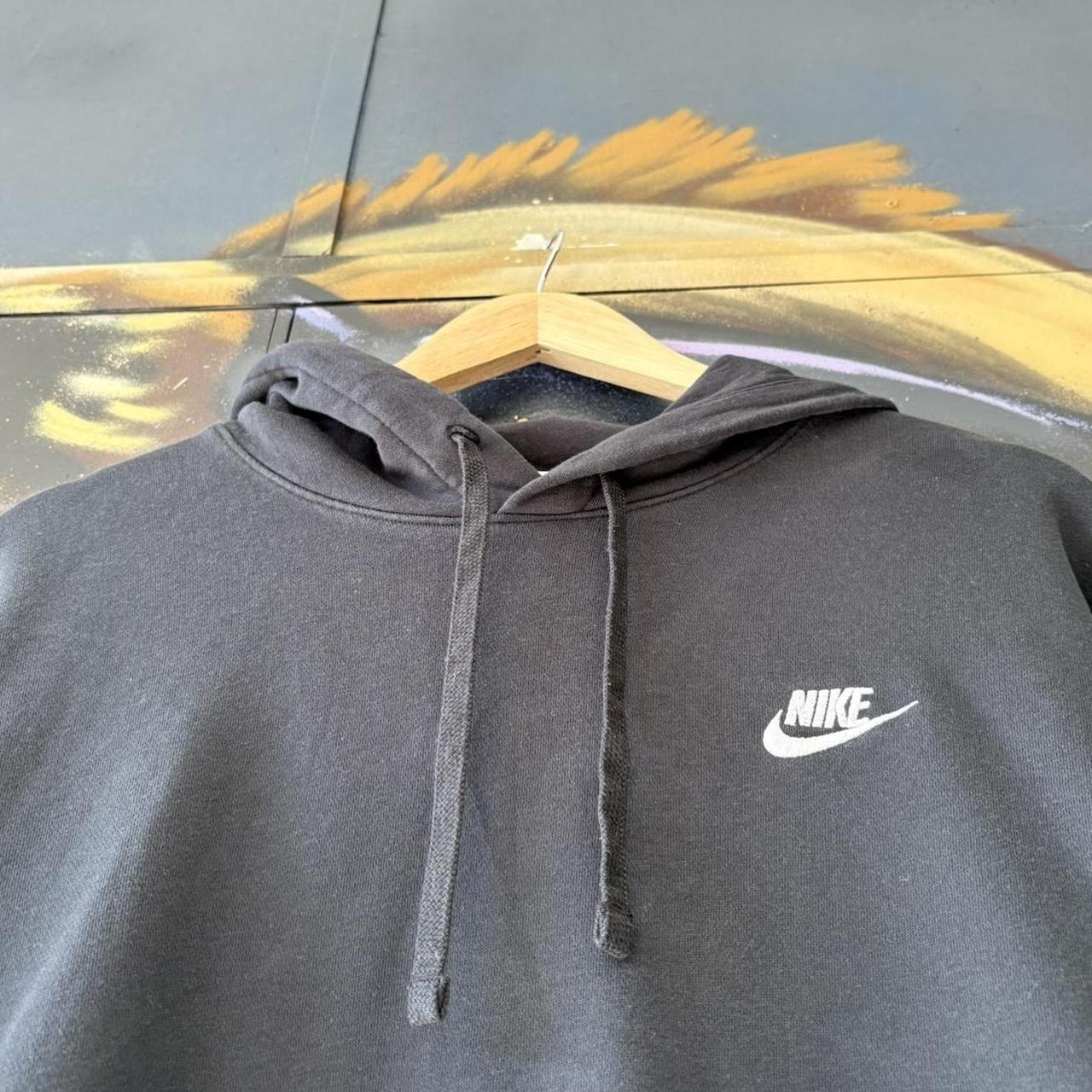 BR1912ALB-U - Vintage Retro Essential Black Nike Sweatshirt Hoodie with embroidered swoosh logo #90s #sportswear #essential # brand #y2k