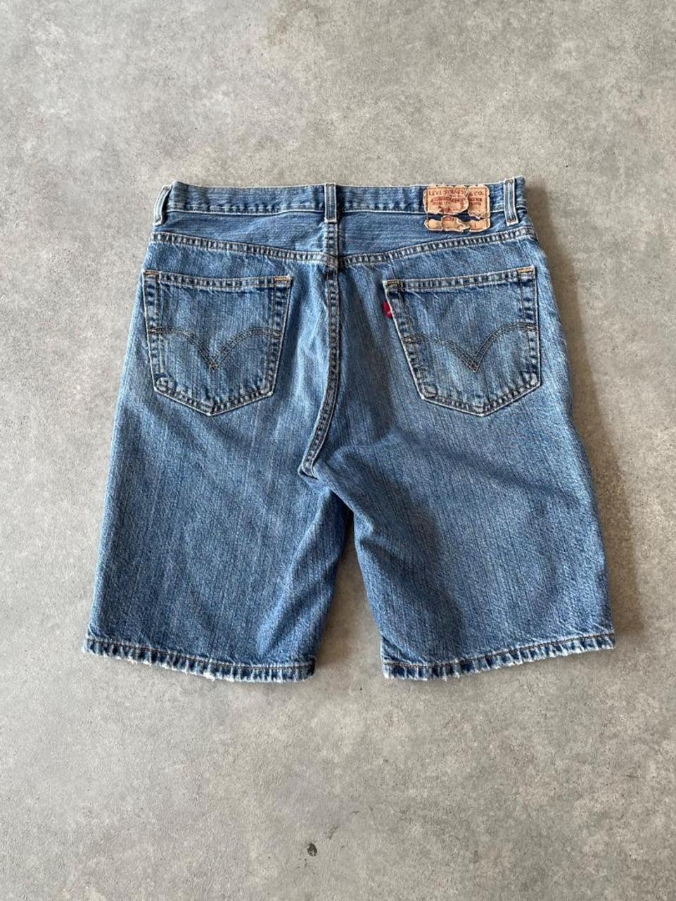 Levi’s 505 Mid Wash Blue Denim Shorts Jorts