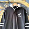 CP2504D-U - Vintage Retro Essential NZ New Zealand All Blacks Collared Rugby Union Longsleeve Home Jersey Shirt top  with embroidered logo striped sleeves #sportswear #rugby #newzealand #jersey #allblacks