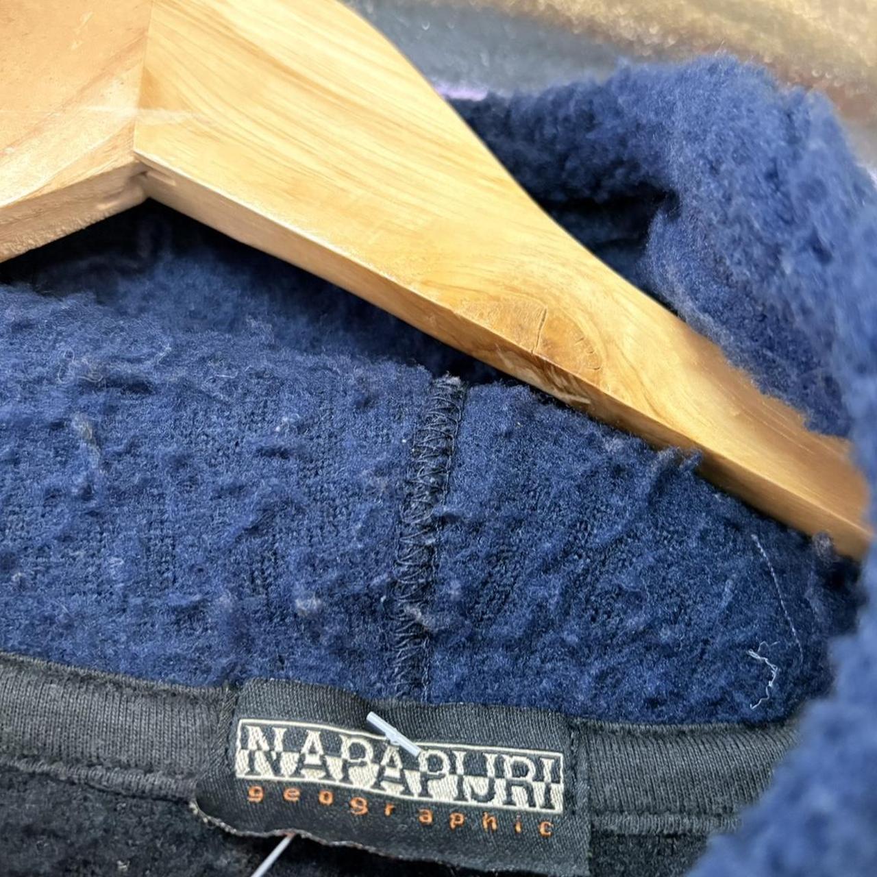 MES1102FM-U - Vintage Retro Essential Brown, Black and Navy Napapijri Full Zip Fluffy Fleece Sweatshirt Hoodie with large back patch logo #90s #fleece #essential #napapijri #y2k