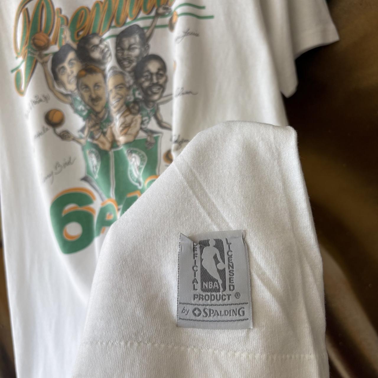 Vintage Boston Celtics T shirt Mens Medium NBA Salem Graphic Print Top 80s Single Stitch