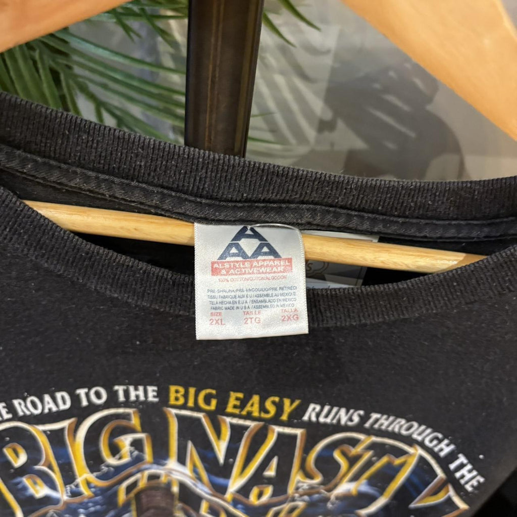 BR1508Q-F - Vintage Retro Essential Black ‘ Big Nasty D ‘ Steeltown USA Graphic Print Top Tee T-shirt #90s #graphic #top #essential #basic