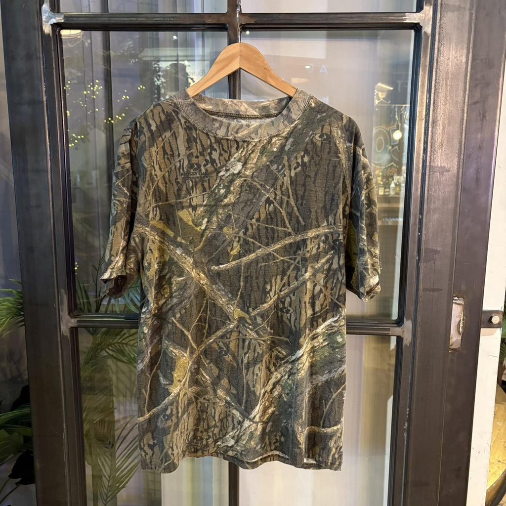 RTT228 - Vintage Retro essential adult mens RealTree Camouflage Khaki Green Brown Field Hunting graphic print Top T-Shirt Tee #realtree #utility #camo #hunting