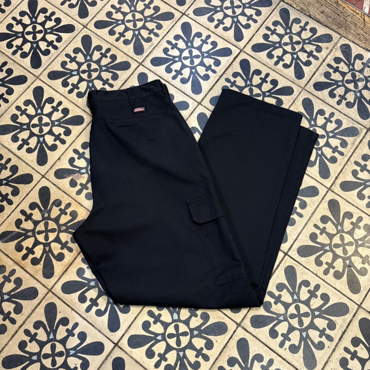 BR1011DU-F - Vintage retro essential  Black Dickies Cargo Trousers pants casual workwear #skater #utility #workwear #cargo #dickies