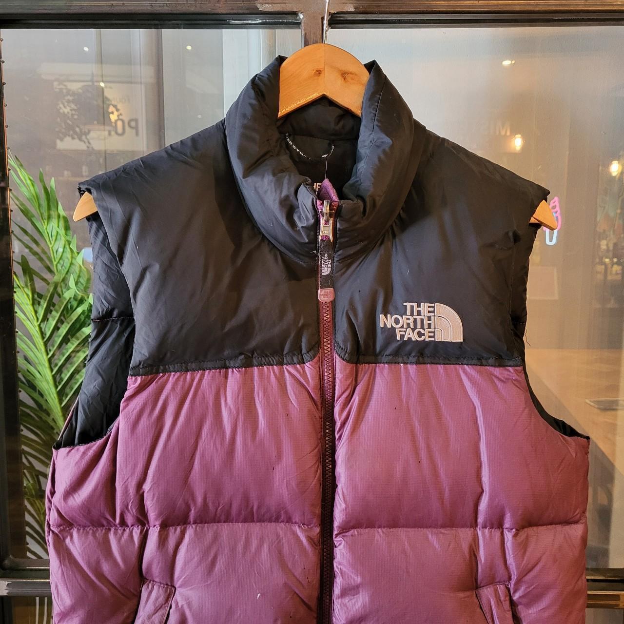 WCJ000 - Vintage retro purple black essential The North Face nupstee 700 gilet bodywarmer down sleeveless puffer padded bodywarmer #gorpcore #tnf #gilet #outdoors