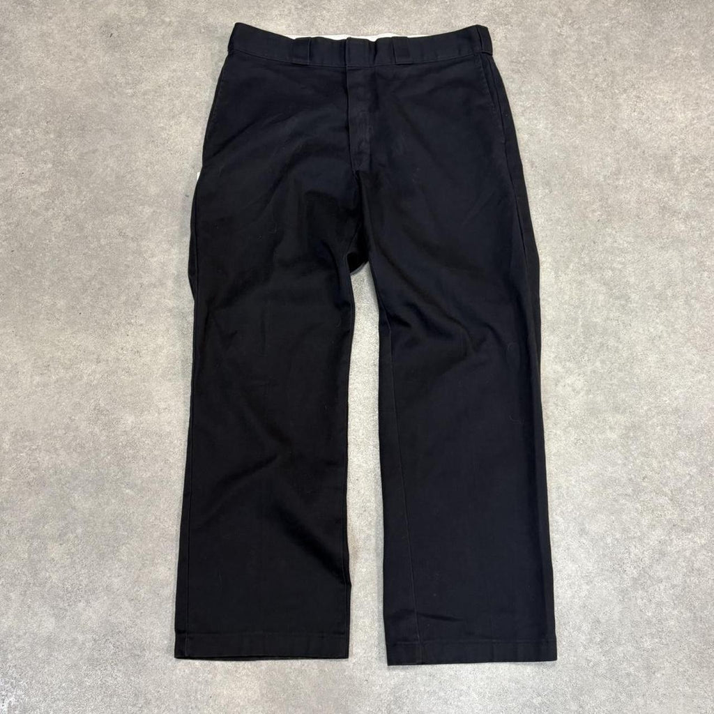 BR1011EC-U - Vintage retro essential Black Dickies Straight Leg Trousers pants casual workwear #skater #utility #workwear #straightleg #dickies