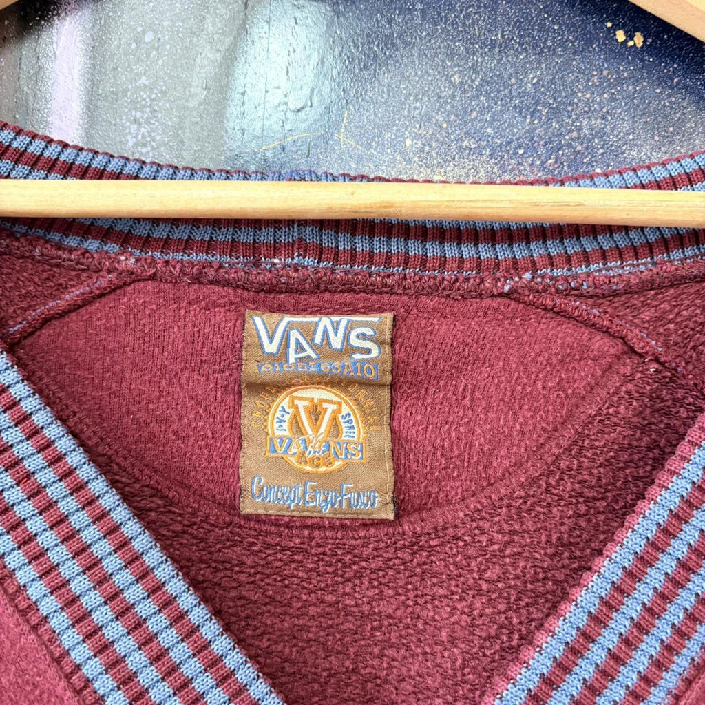 MES1102BU-U - Vintage Retro Essential 90’s Vans Burgundy V-Neck Button Up Cardigan Jumper Sweatshirt with printed logos #90s #skater #surfer #y2k #vans